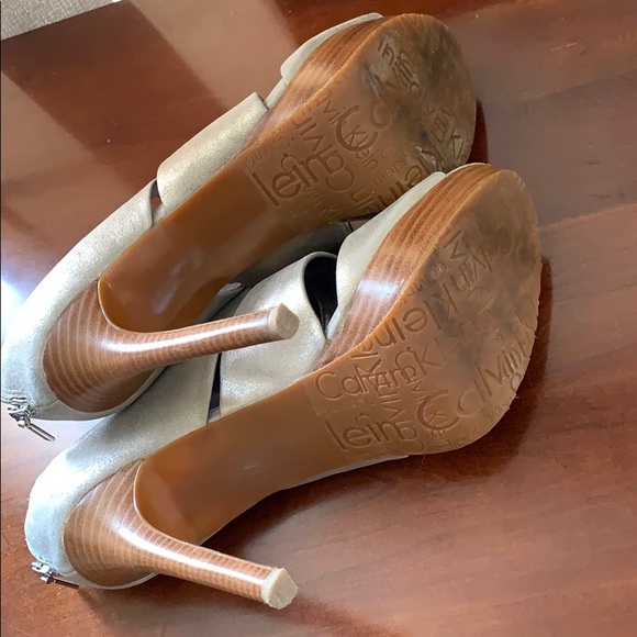 Calvin Klein silver metallic zip back high heels - Picture 7 of 8